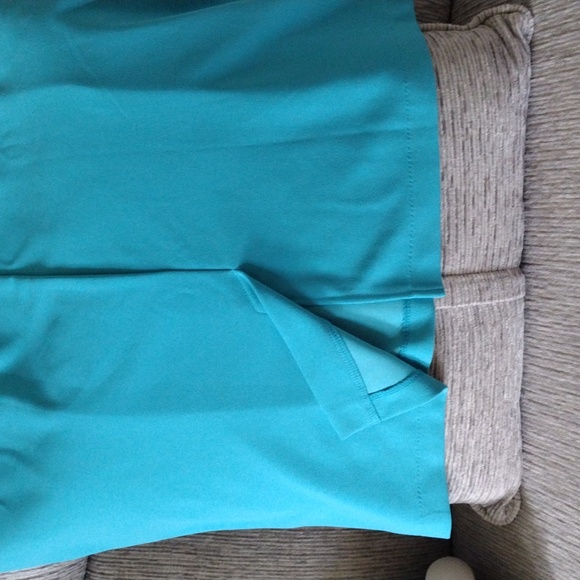 Clothes - Picture 4 of 4